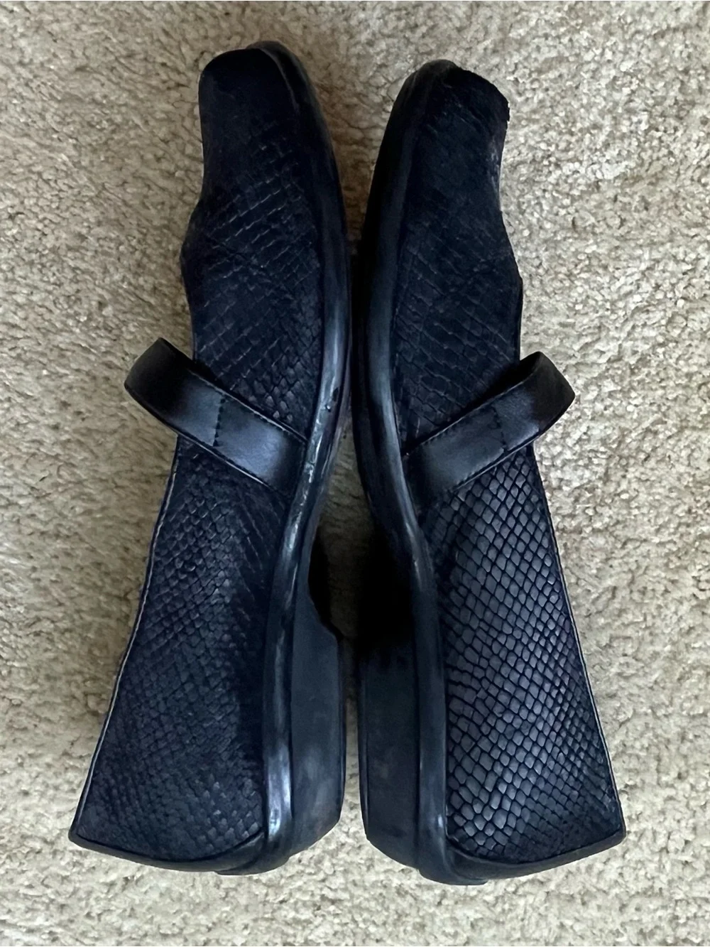 Dansko Women’s Black Leather Faux Snakeskin Mary Jane Flats - Size 40 - VGUC